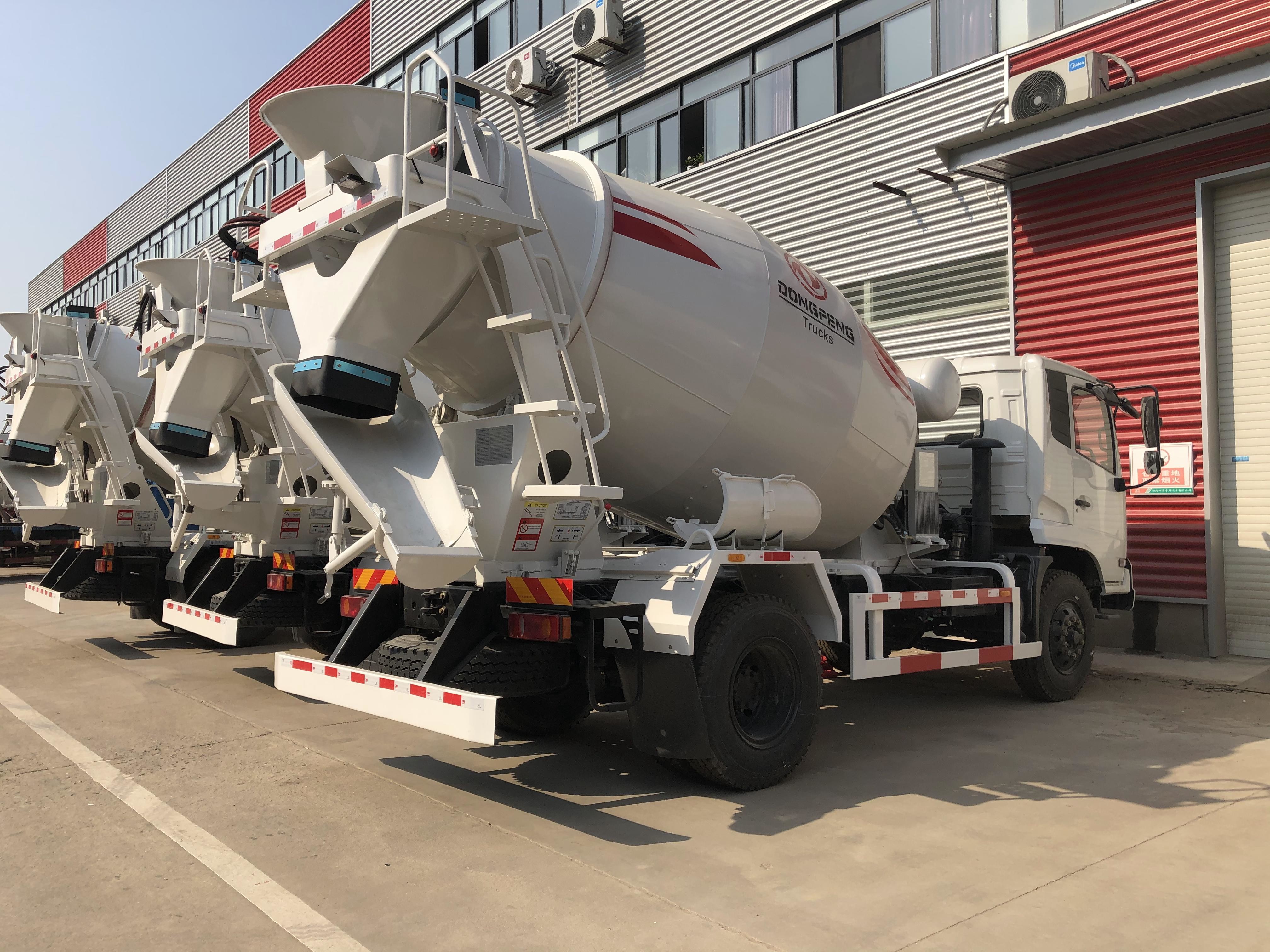 Dongfeng Brand-New 6/7 M3 Concrete Mixer Truck Freight Yards
