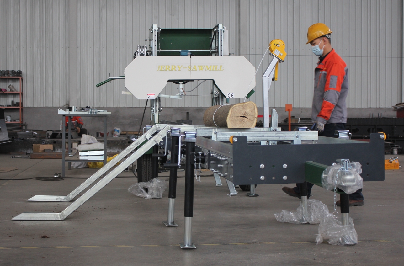 Industrial Wood Big Tree Cutting Machine Electric Motor Bandsaw Mill in South Africa