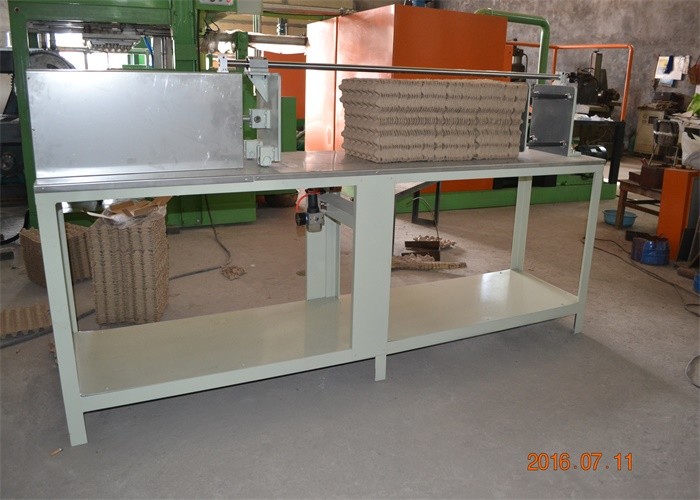 Customized Molds Pulp Molding Machine , Paper Egg Tray Making Machine