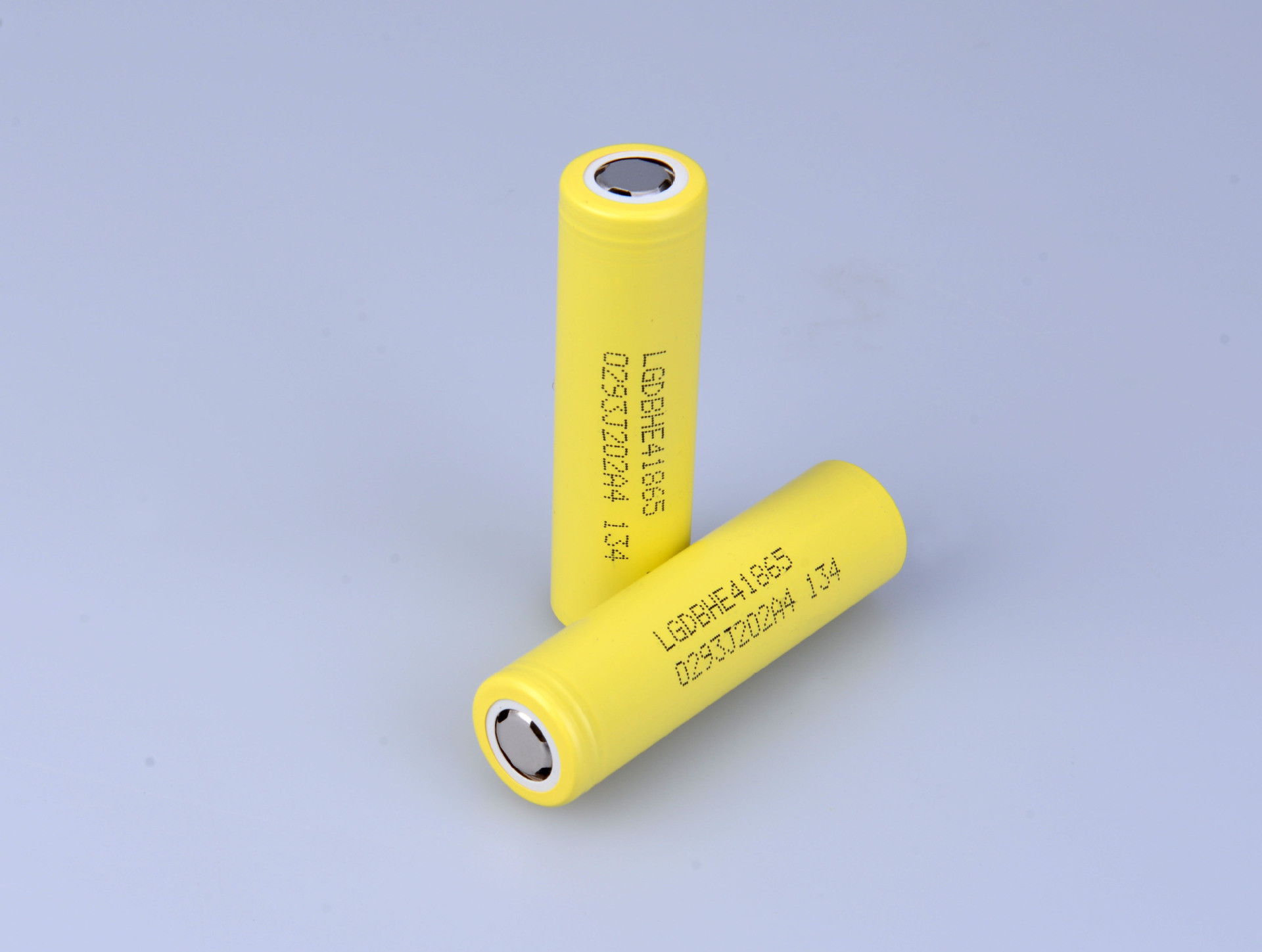 Ultra High Power Brand 18650HE4 Li-ion Battery Cells 3.6V 2500mAh 20A for Medical Devices、SLD-A、Electric Tool