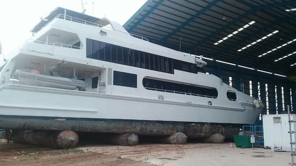 Standard Quality Ship Launching Airbags Boat Rubber Airbag For Docking