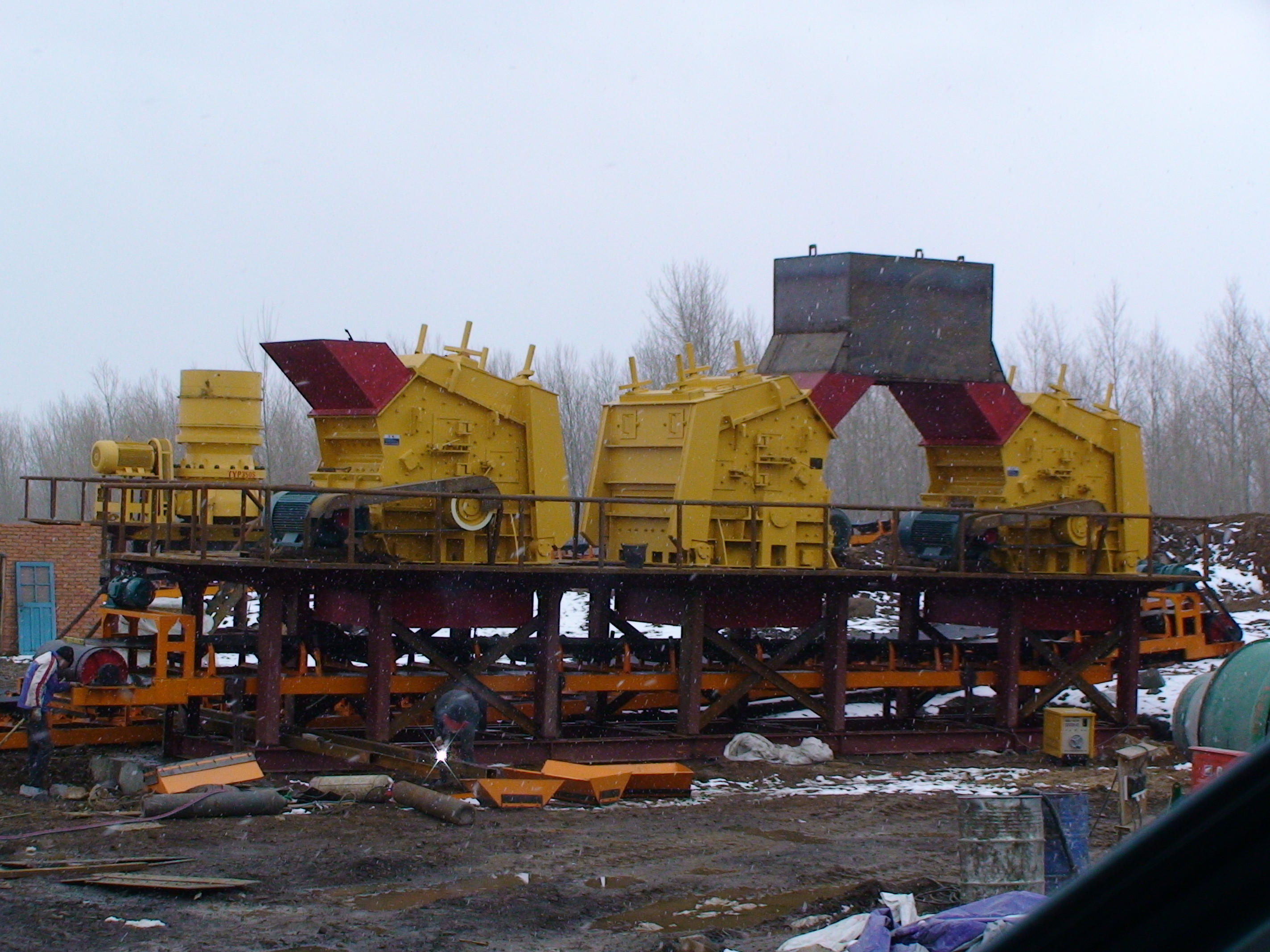 Slag Stone Vertical Shaft Fine Impact Hammer Crusher 30 - 500tph