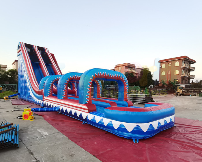 Quadruple Stitching Outdoor Inflatable Water Slides For Amusement Park