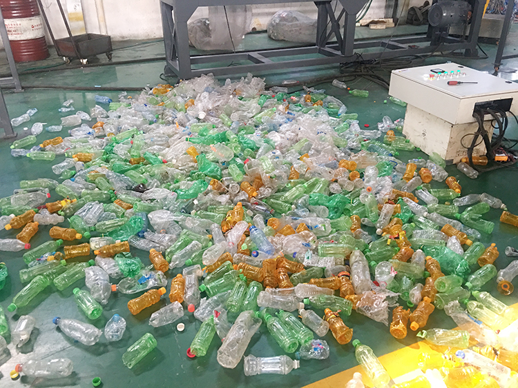 500-5000kg/H Glass Bottle Label Remover Machine 30kw PET Bottle Label Remover