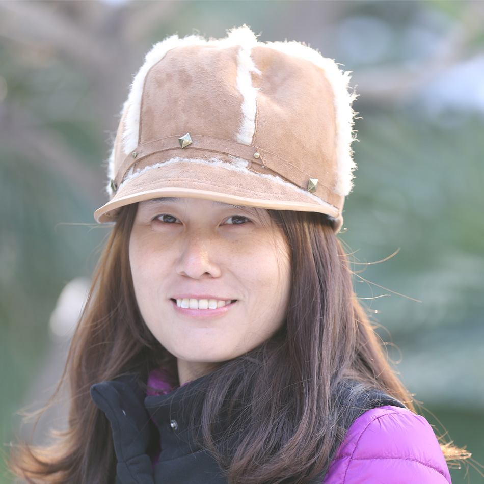 Shearling Double Face Sheepskin Beanie Hat Plush Fashion Style For Adults