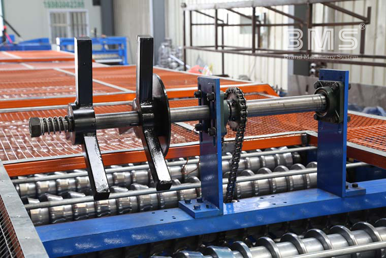 European Style Corrugated Roof Roll Forming Machine / Roof Sheet Making Machine