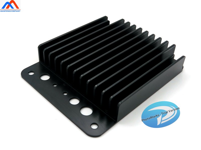 0.4--3mm Thickness Customized Extrusion Heat Sink Enclosure for Electronics Mounting