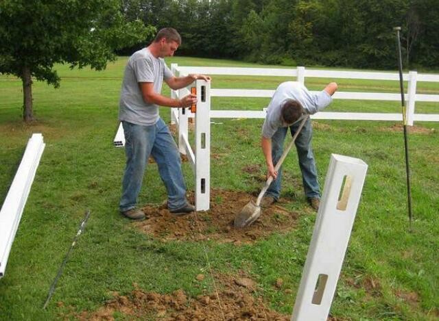 Easy To Assemble 4 Rails Vinyl Pvc Farm Fencing White Horse Rail Fence