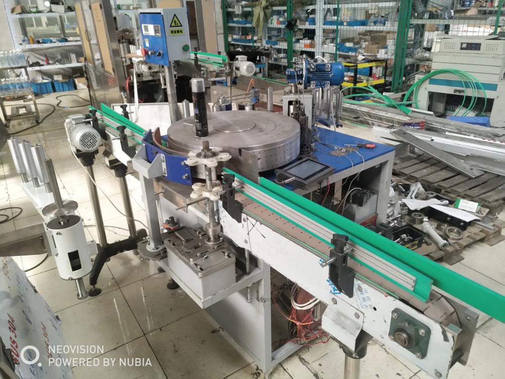 high accurcy full automatic liquid glue labeling machine production line