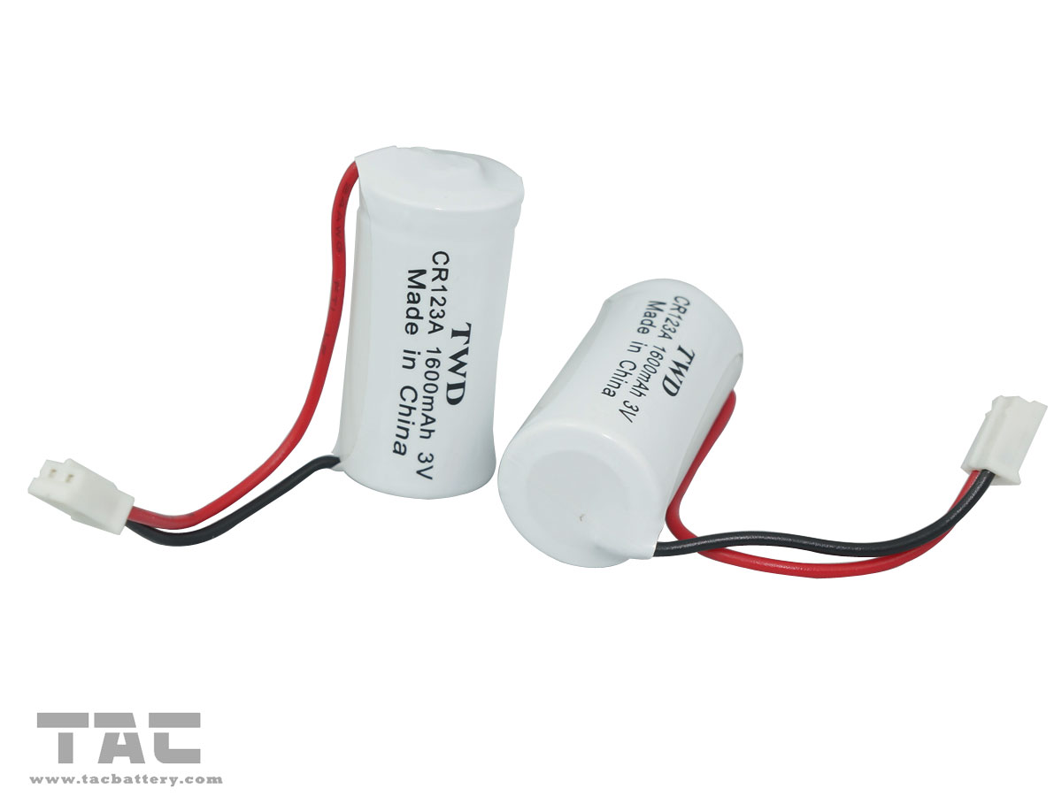 High Energy Density 3.0V CR123A 1600mah Li-Mn Battery , Gps Tracking