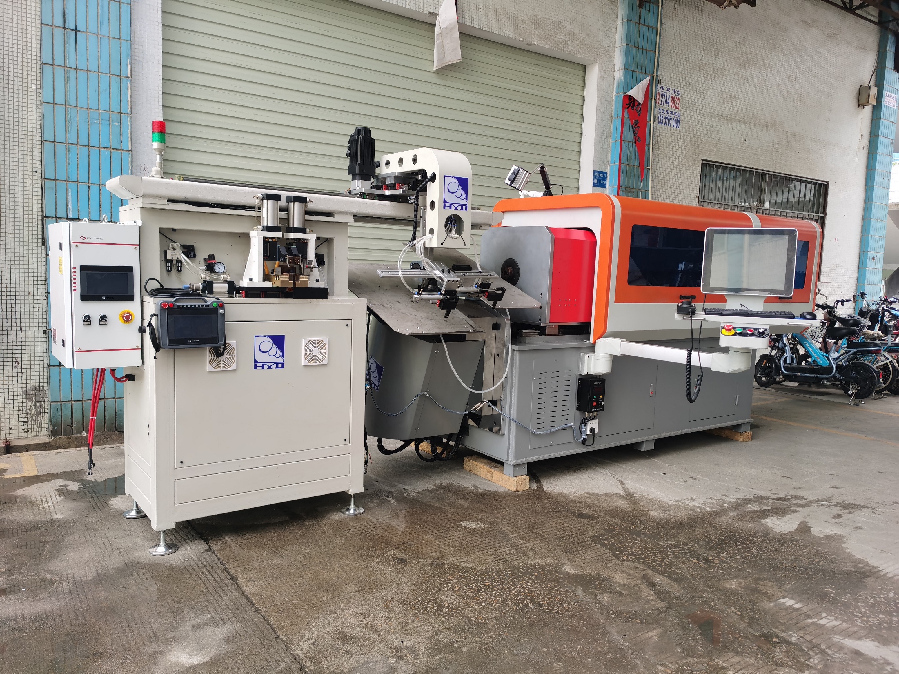 Automatic Wire Bending Equipment Ten Axes Controlled With 70m / Min Feeding Speed