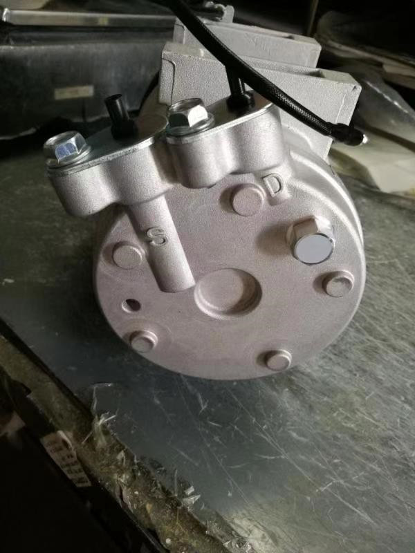 China FACTORY SELL 100% Brand New High Quality Mitsubishi A/C Compressor