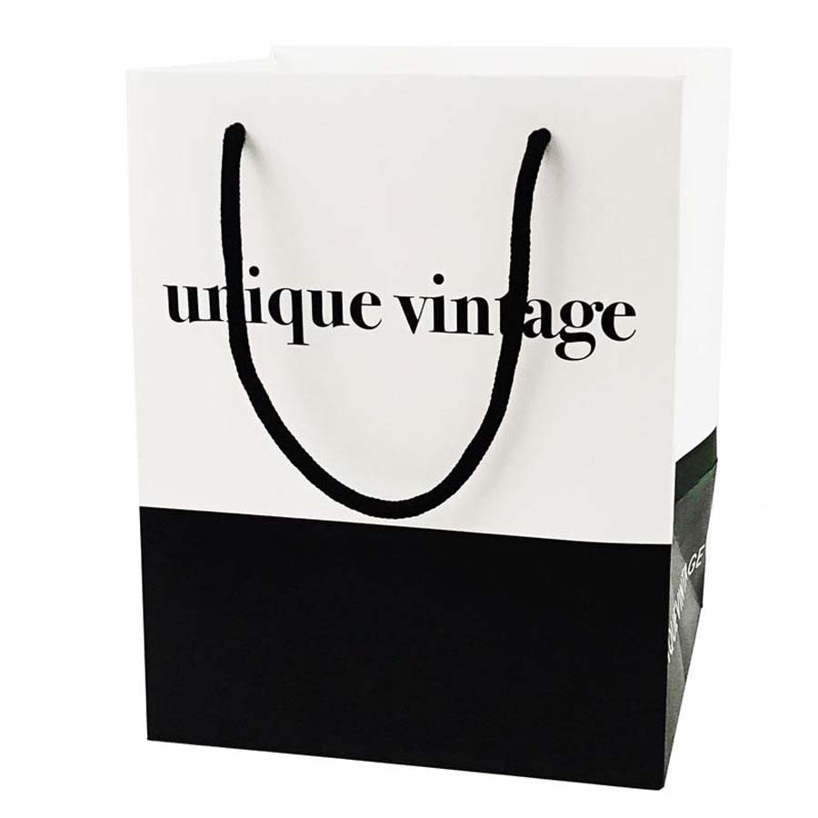 Custom Logo Clothing Shopping Gift Packaging Paper Bag with Drawstring and UV Coating