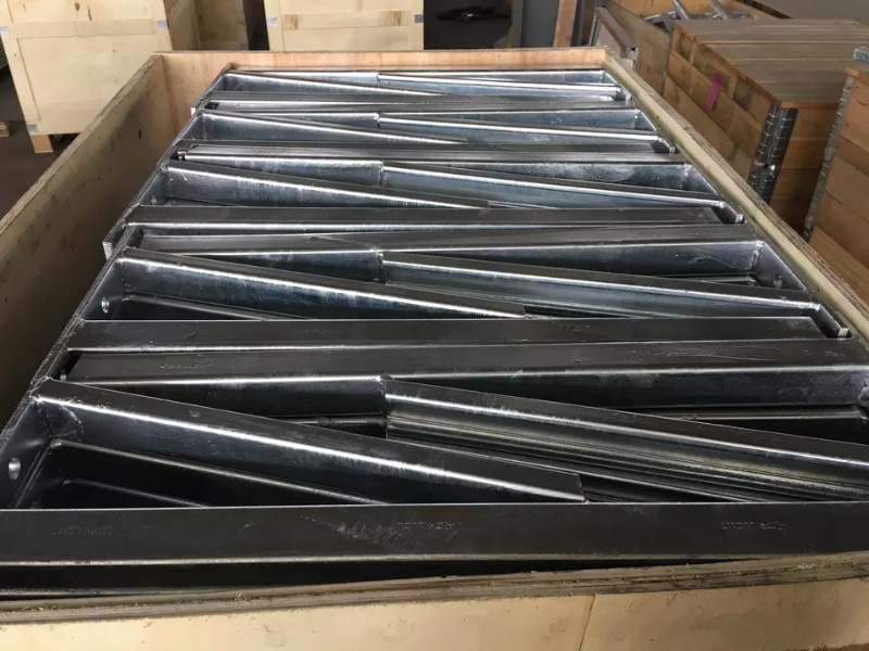 300mm 41*41*2.5cm Hot DIP Galvanized Cantilever Support Bracket Strut Wall Bracket
