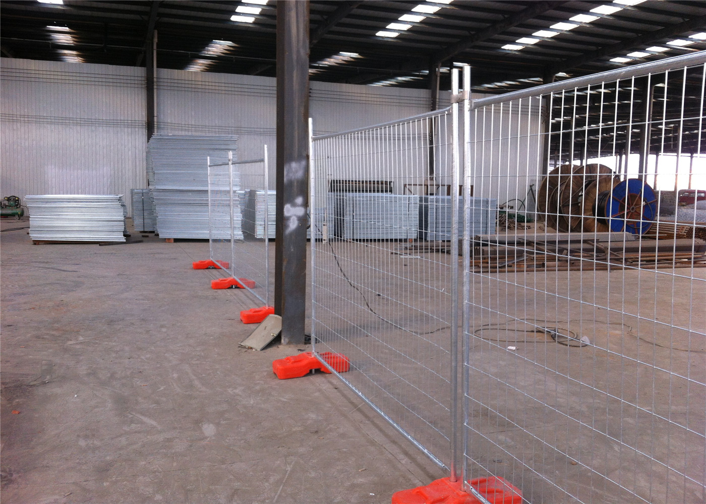 Temp Wire Fence Panels 1.8m*2.5m panel mesh 60mm*150mm diameter 3.0mm AS/NZS4687-2007 HDG 84 microns /600 gram/sqm zinc