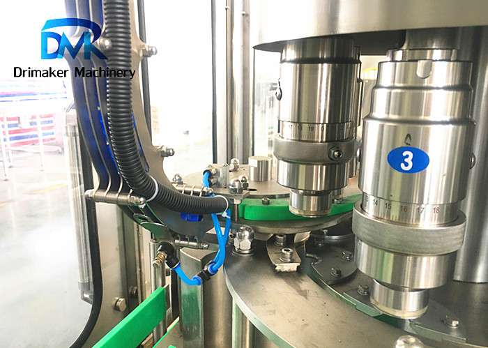 Stainless Steel CO2 Containing Soft Drink Filling Machine 5000bottles/H