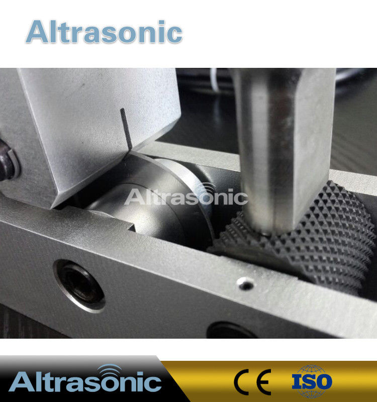 Robotic Operated Ultrasonic Sealing And Cutting Machine With Robotic Arm
