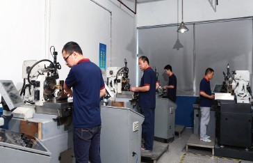2 Flutes AlTiN Coating Carbide Milling Tools For CNC Machine