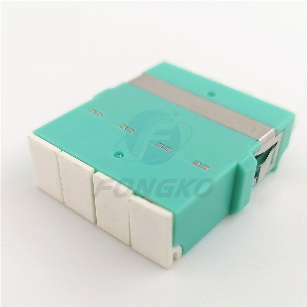Quad Shuttered OM3 Fiber Optic Cable Adapter Lc Bulkhead Connector For CATV