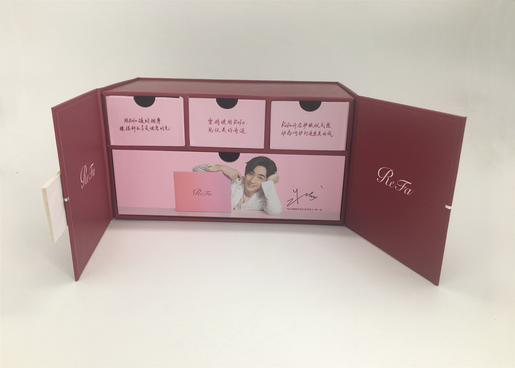 Magnetic Flap Color Printed Rigid Gift Boxes / Two Door Drawer Branded Packaging Boxes
