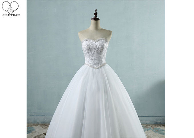 Strapless White Ball Gown Wedding Dresses Lace Bust Waist Beading Tulle