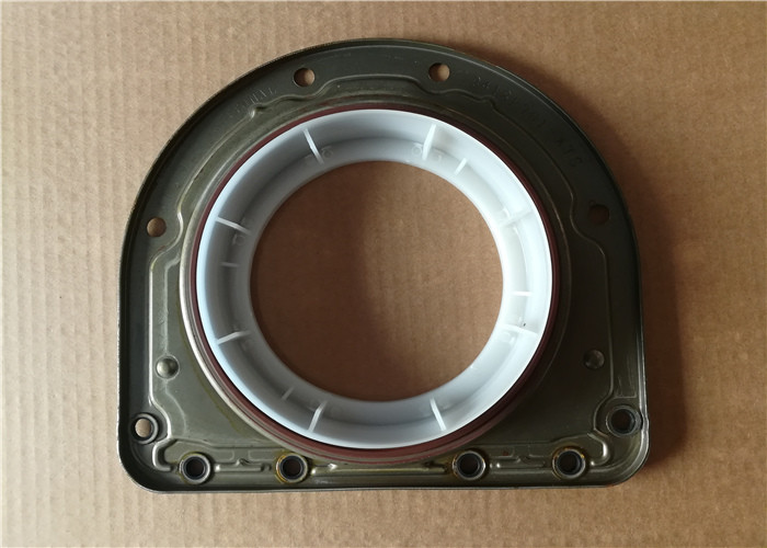 NBR Automotive Oil Seals For Crankshaft / Steel Rubber Seals OEM Available