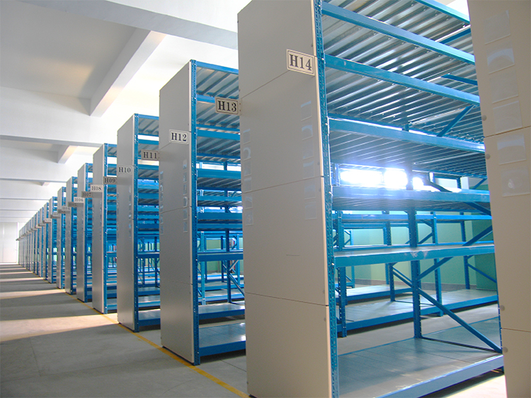 Industrial Warehouse Storage Long Span Metal Shelf with 500kg Load Capacity per Layer