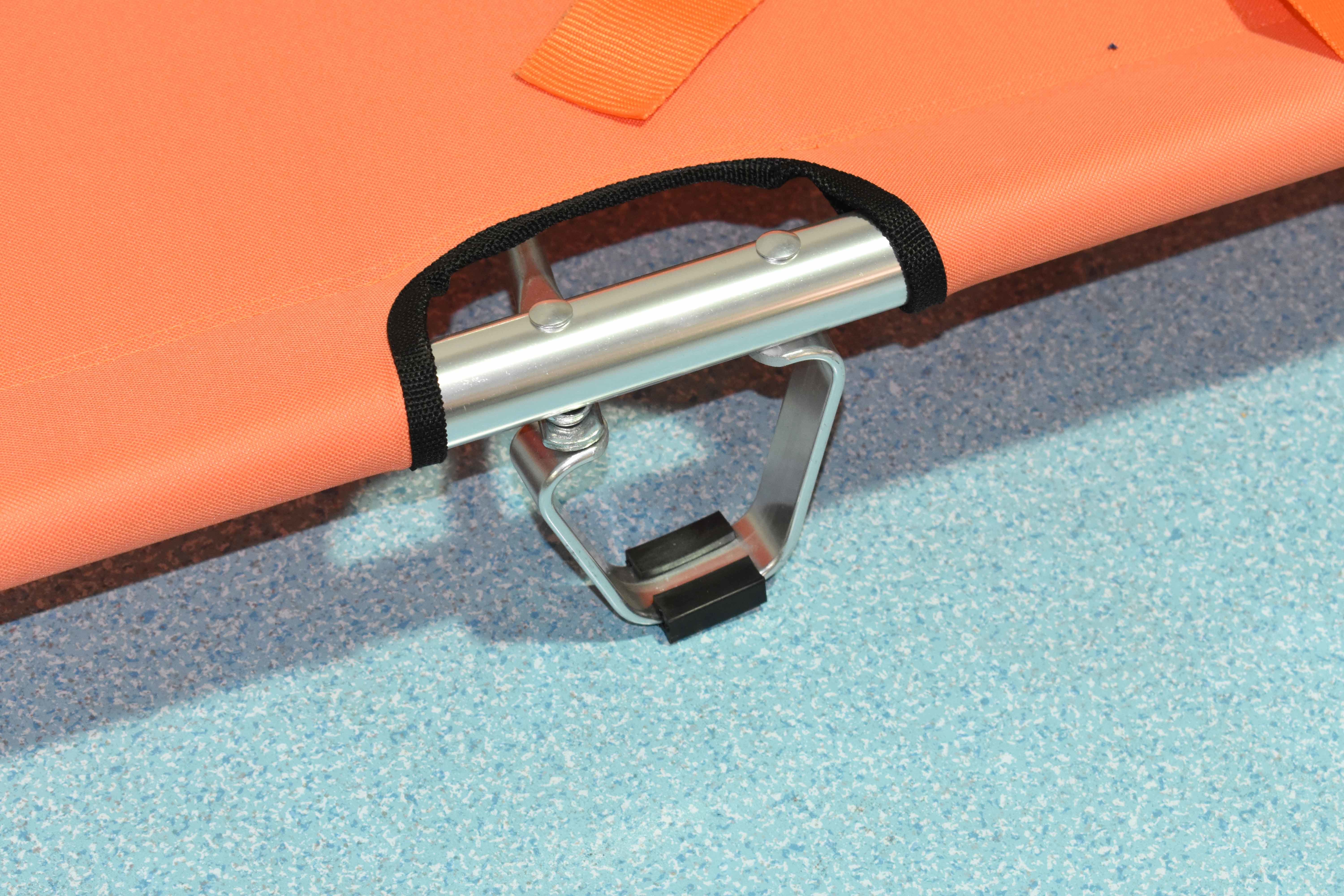 104 X 17 X 9 Cm Folding Medical Stretcher Hospital Transport Aluminum Alloy