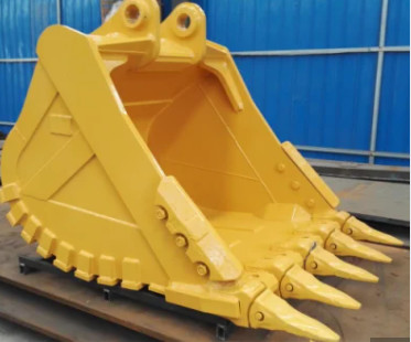 1.5m3 Capacity Q355B Heavy Duty Rock Bucket For Komatsu Excavator