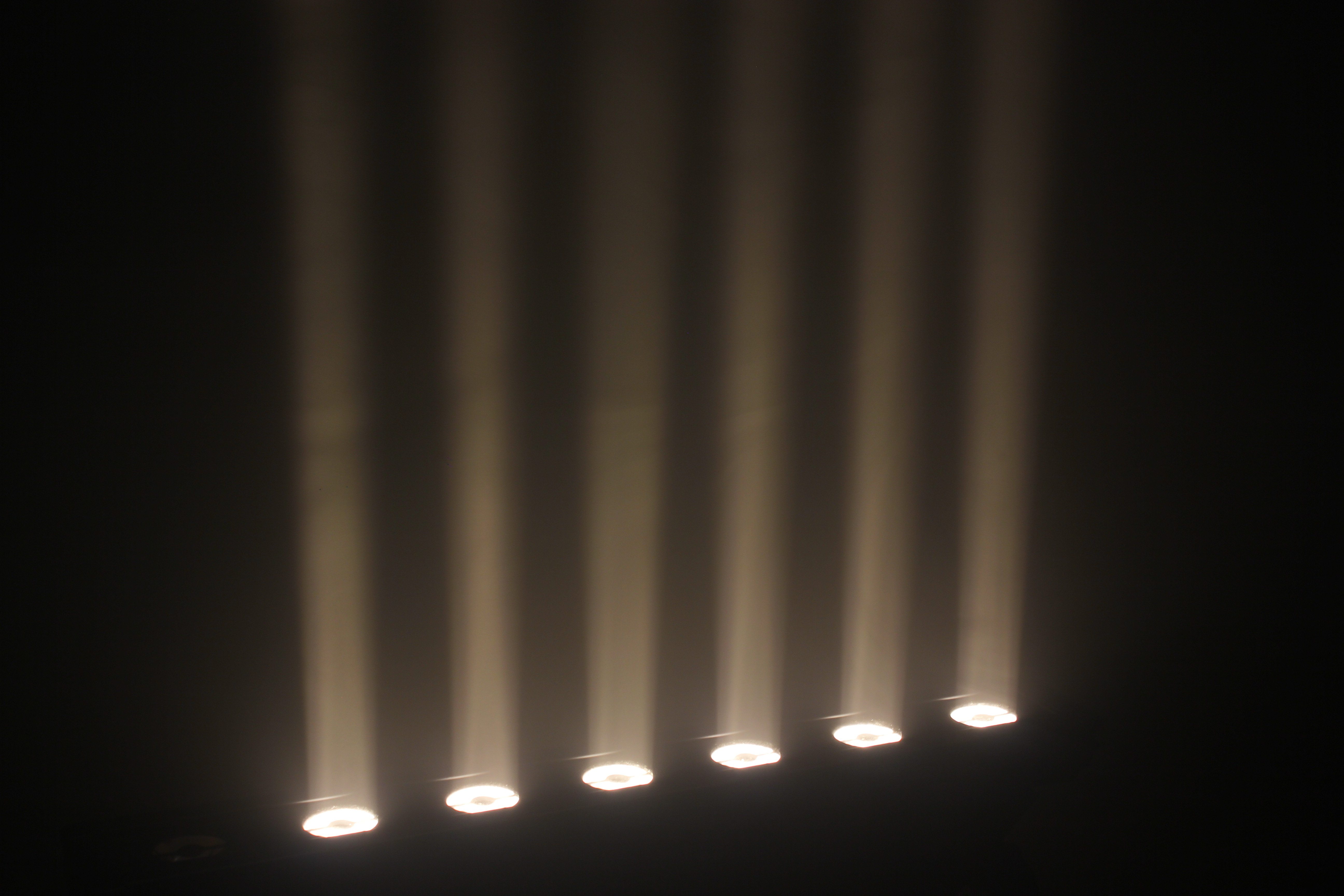 7pcs 3W RGBW LED Gold matrix moving head stage light For Dj Equipment