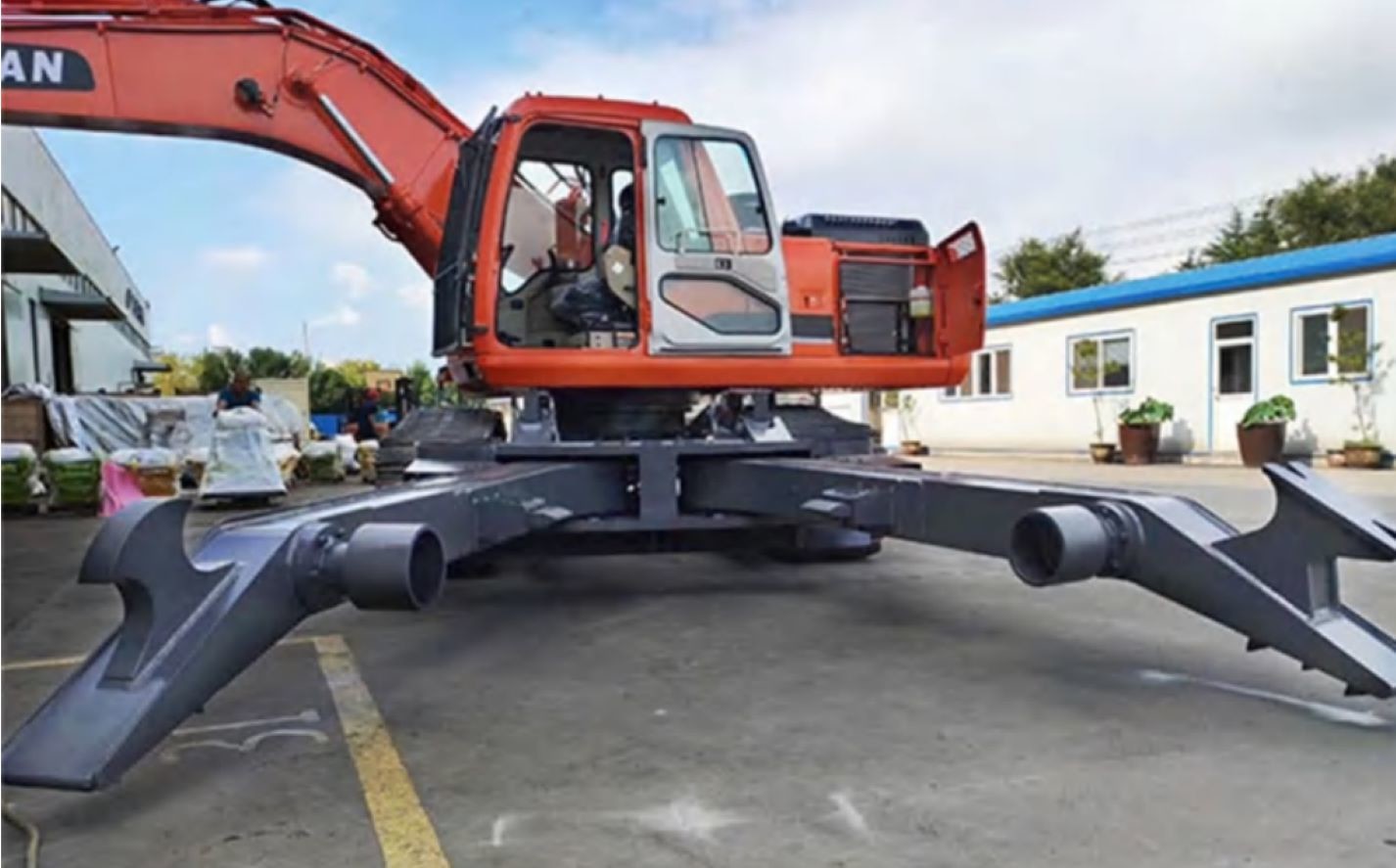 Excavator Clamp Arm Excavator Clamp Arm High Efficiency Car Dismantler DOOSAN 300 Excavator Attachment