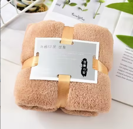 Super Absorbent Hypoallergenic Rectangle Coral Fleece Microfiber Bath Towel for Gift