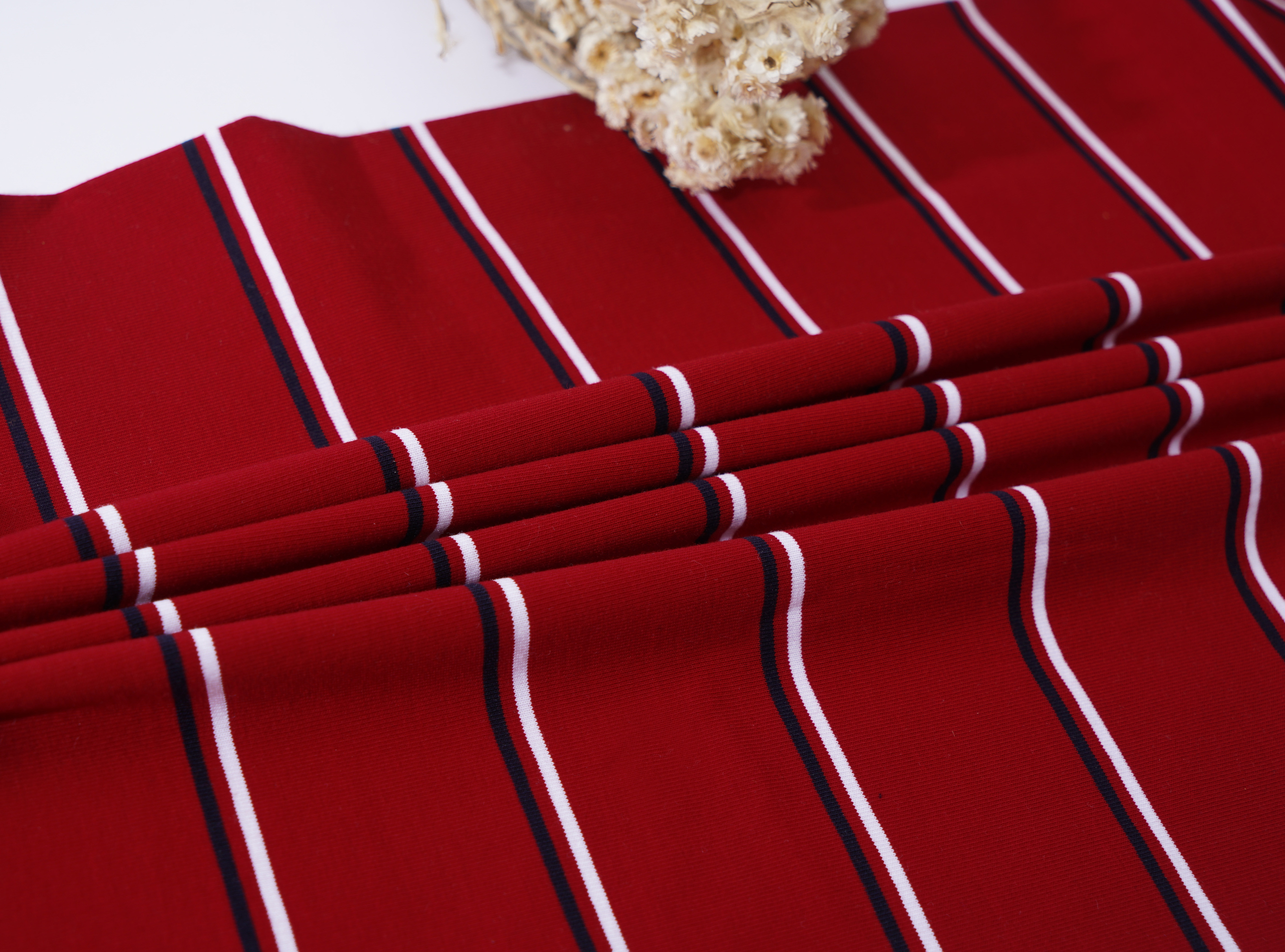 Fashionable And Versatile And Classic Striped Material Fabric For T-Shirt