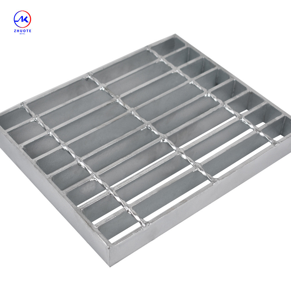 6mm Cross Bar Size Industrial Steel Grating Good Ventilation Twist Steel Raw Materials