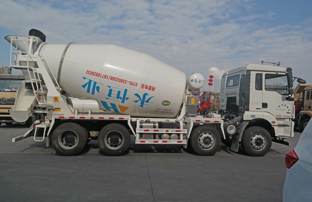 Shacman Concrete Mixer Truck For Sale The Most Widely Brand New / Used Concrete Transport Equipment
