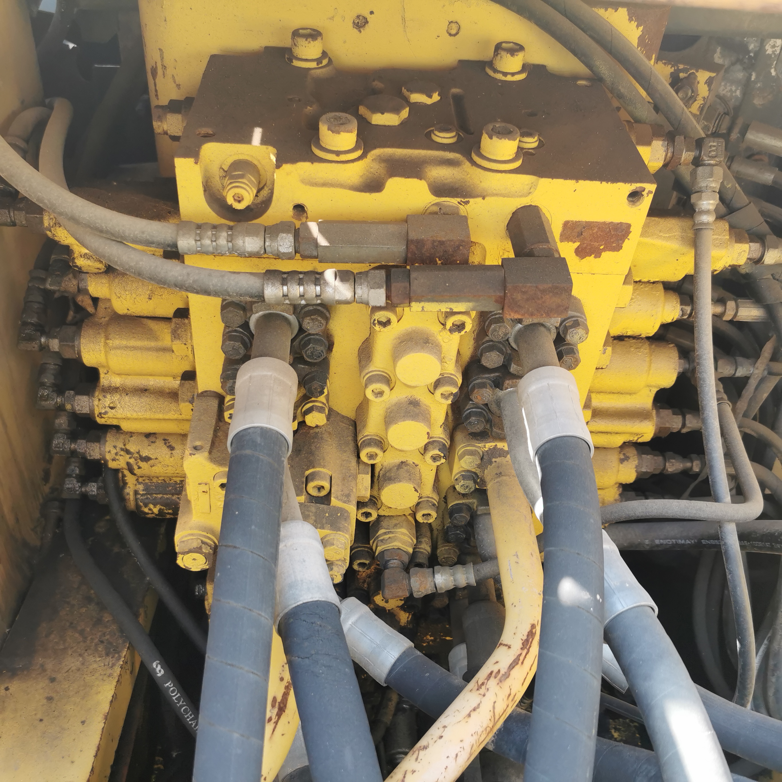 0-2000 Working Hours PC210 Kumatsu Excavator Machine with Original Hydraulic Valve