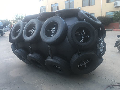 Dia 3000mm Yokohama Ship Floating Pneumatic Fender Integral Winding Durable