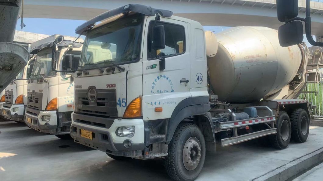 2017 Construction Equipment Concrete-Mixer Truck 12cbm Hino Truck