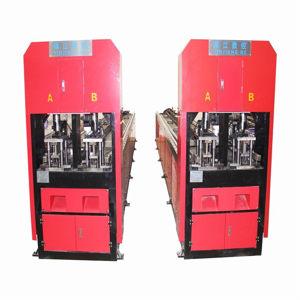 2500kg Automatic 6 Meter Hydraulic Blue Punching Press Machine For 5mm Metal Cutting Processing