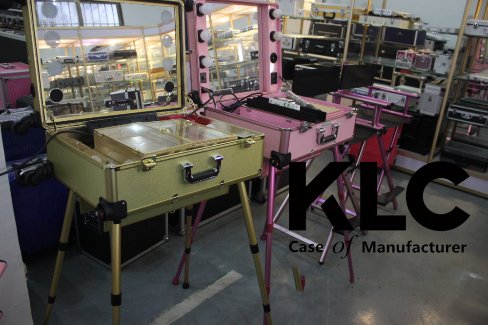Aluminum Portable Makeup Organizer With Mirror And Light Easy Operate