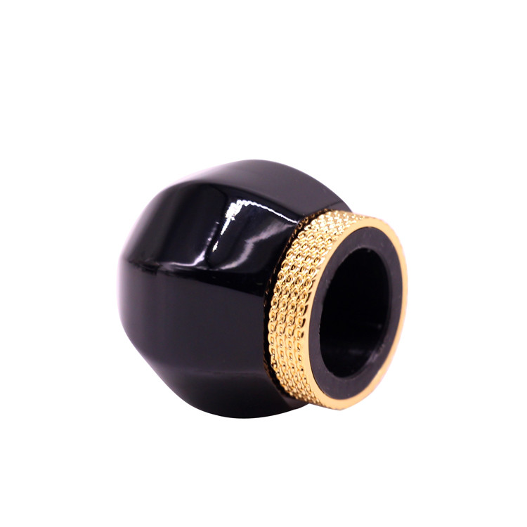 Customized Hanging Plating zinc Alloy 65g Zamak Perfume Caps