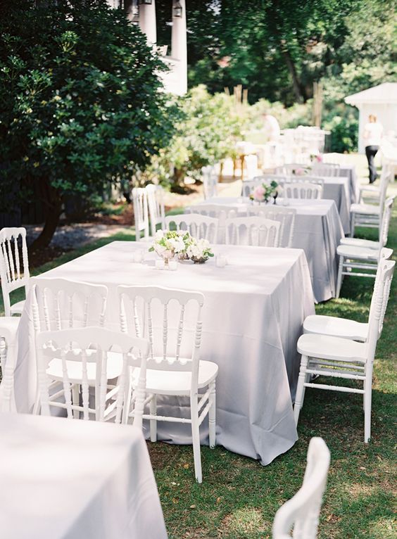 White Chiavari Chairs Wedding Stackable PP Plastic Chiavari Chairs