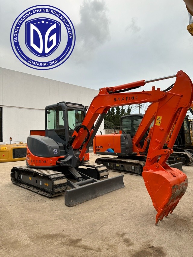 ZX50U 5 Ton Used Hitachi Excavator With High Strength Materials For Durability