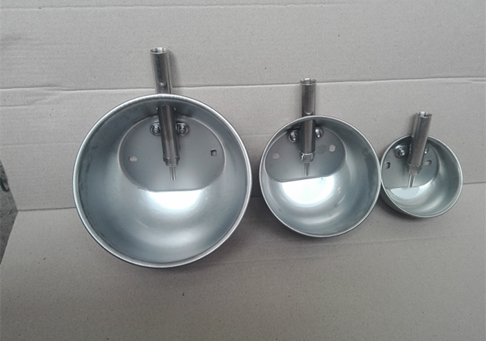 Gray Color Cow / Pig Water Bowl Different Size SS304 Materials High Strength