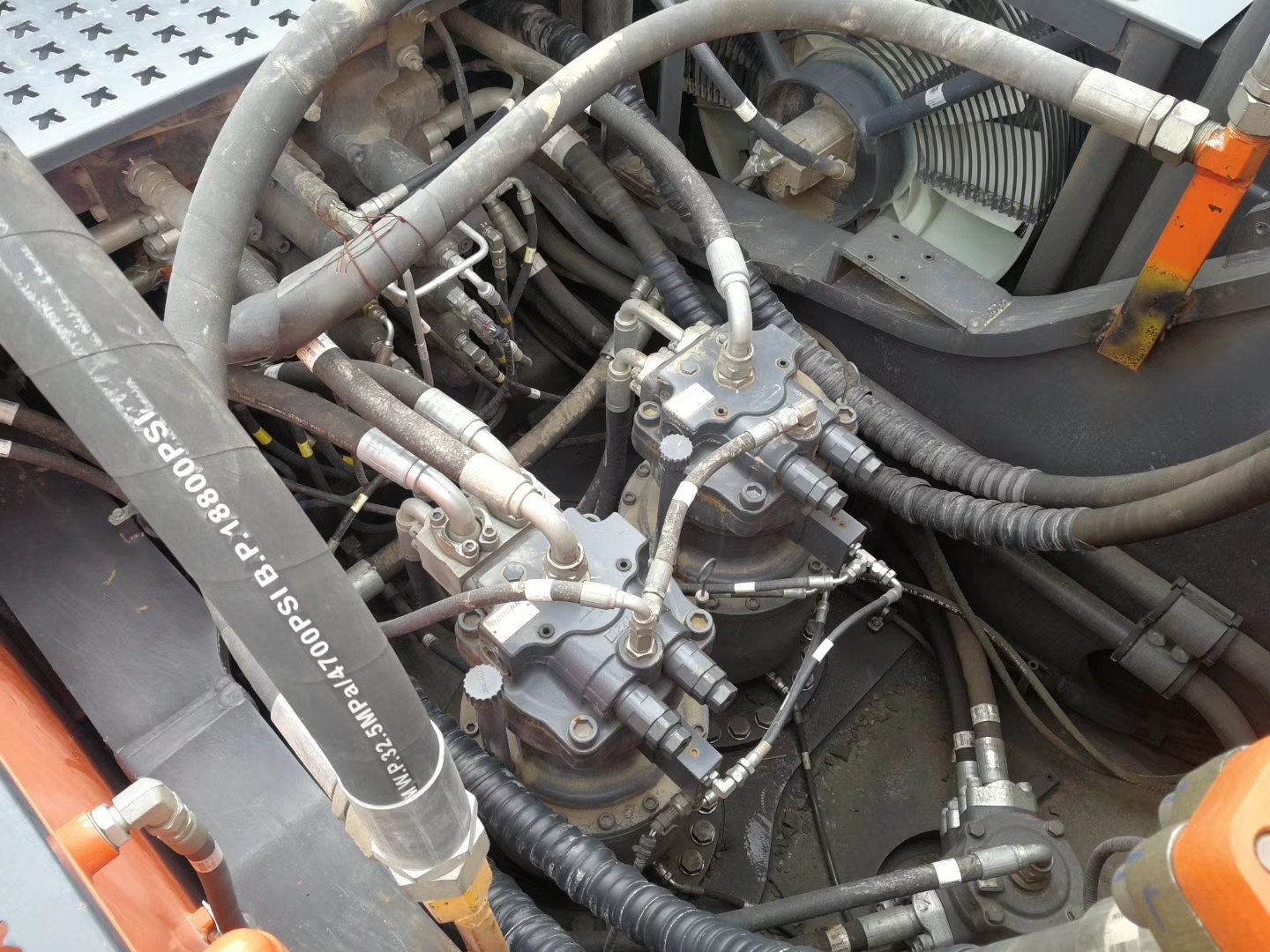 214KW Used Doosan DX380LC Hydraulic Excavator Original Version in stock