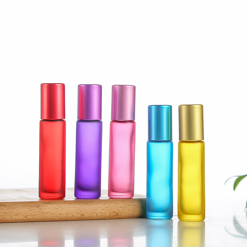 5ml 10ml 15ml Essential Oil Perfume Round Glass Amber Frosted Roll on Bottle with Roller Customized Colors and Free Sample
