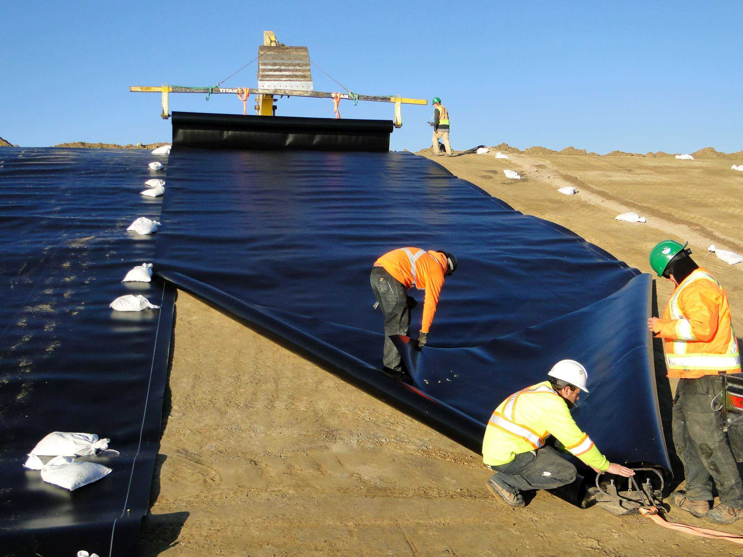 Composite Geomembrane Fish Tank Lining Geomembrane Pond Liner customizable Length