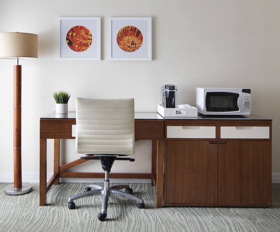 Hospitality Room Furniture Modern design Walnut wood King bed and Combined TV cabinet with Glass top Desk in KD cartons