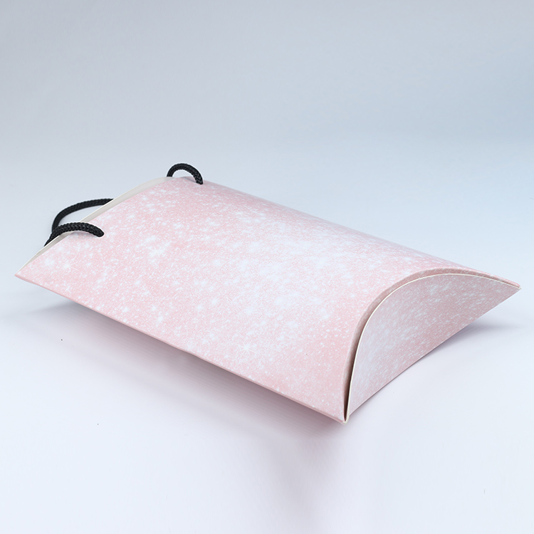 ODM Matte Ivory Cardboard Underwear Packaging Box With Handle