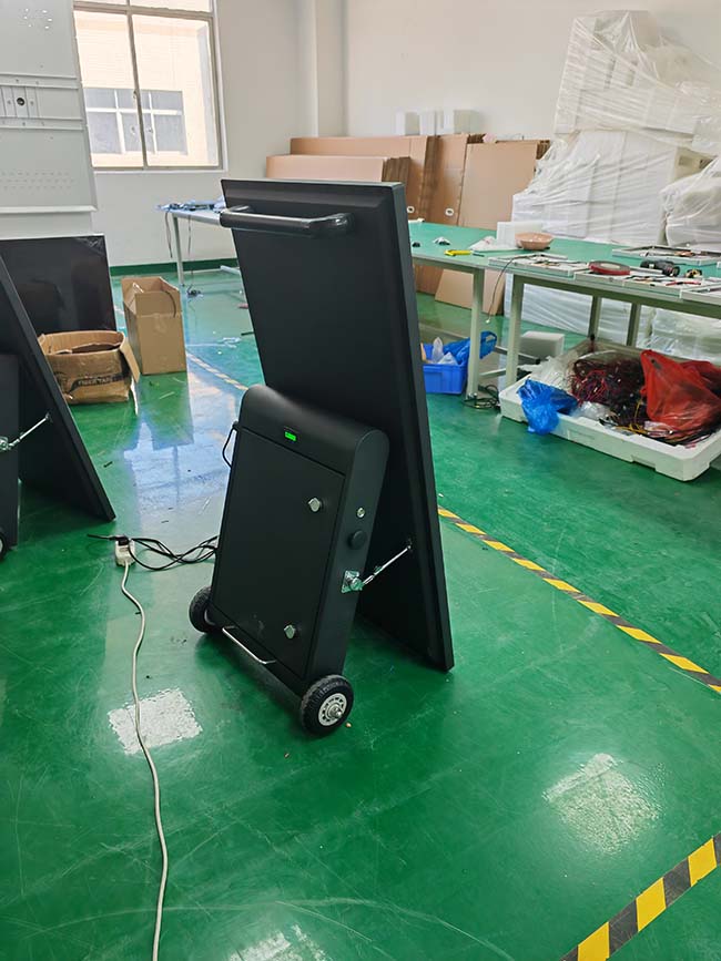 LCD Outdoor